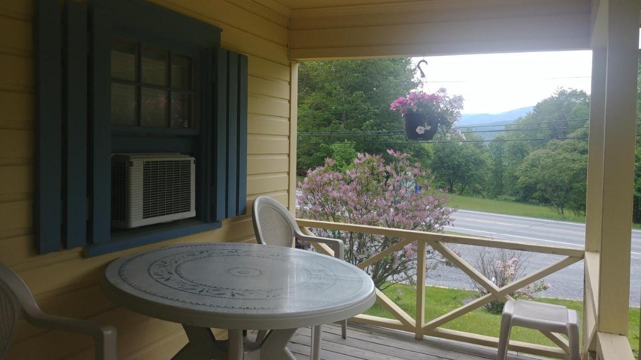 Serenity Motel Shaftsbury Exterior foto