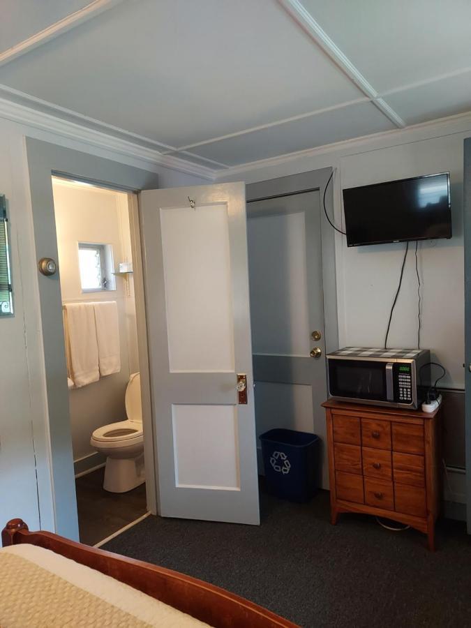 Serenity Motel Shaftsbury Exterior foto