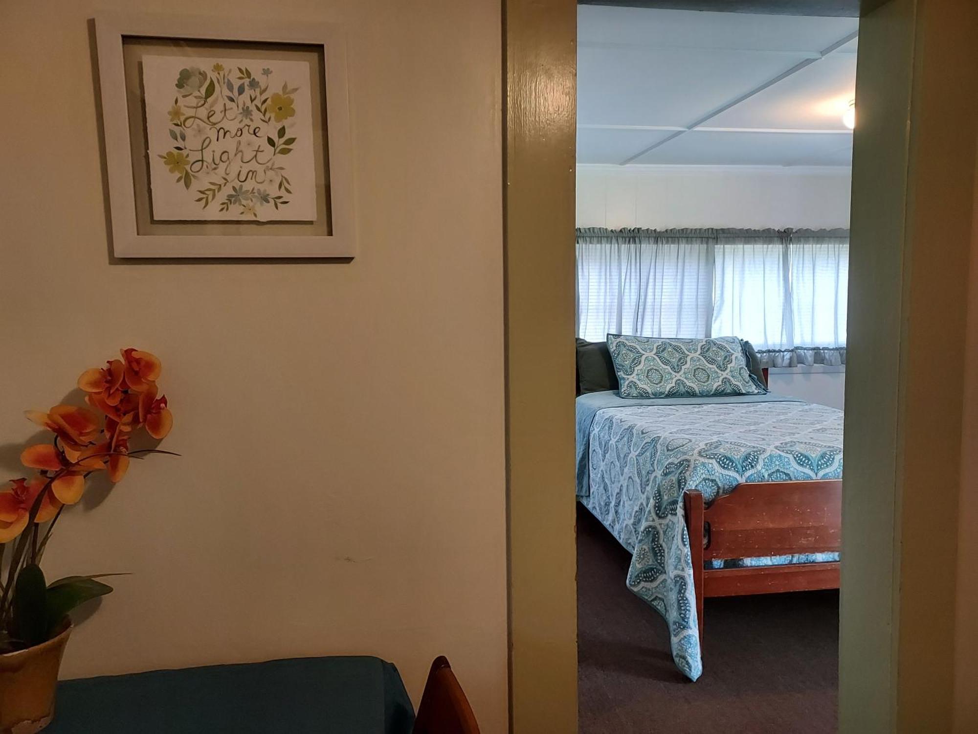 Serenity Motel Shaftsbury Exterior foto